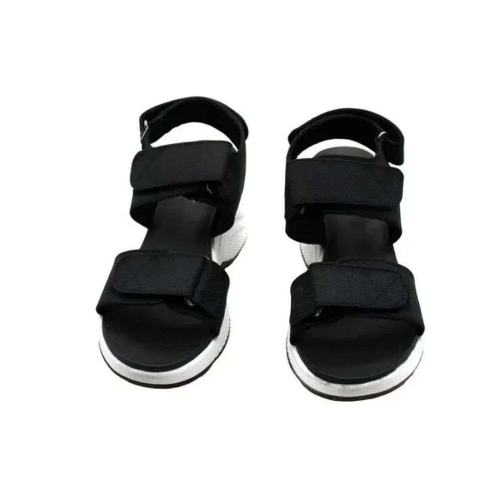 Sandals - Picture 2 of 8